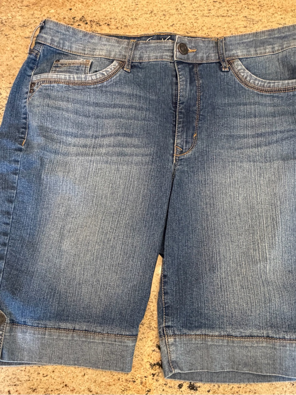 Gloria Vanderbilt Medium Blue Denim Jean Shorts
